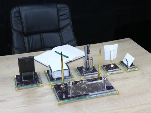 5002 Vip Kristal Cam Masa Seti Baskılı İmalatı ve Toptan Cam Plaket Fiyatı için sitemizden sipariş verebilirsiniz