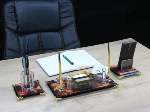 5051 Vip Kristal Cam Masa Seti Baskılı İmalatı ve Toptan Cam Plaket Fiyatı için sitemizden sipariş verebilirsiniz