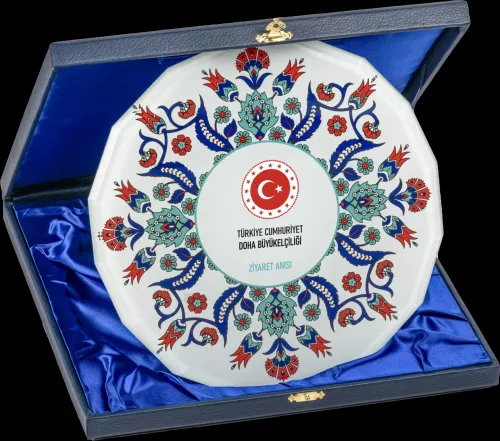 PB1602 Tabak Kristal Plaket Baskılı İmalatı ve Toptan Cam Plaket Fiyatı için sitemizden sipariş verebilirsiniz